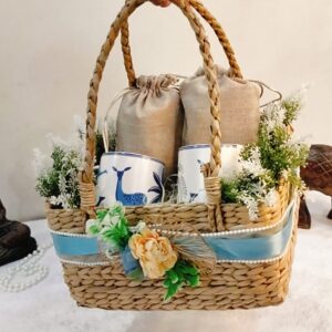luxury handmade woven gift basket – perfect for festive & special occasions 🌿🎀